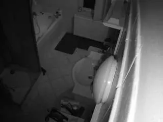 Camsoda Adult Webcams of voyeurcam-julmodels-bath-2nd-2