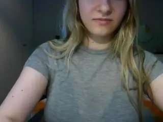 Camsoda Free Porn Cam of rosiejune