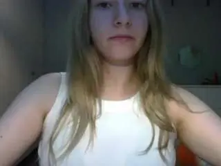 Camsoda Nude Webcam of rosiejune