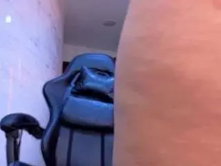 Camsoda Live Sex Cam of lola-roses-tf