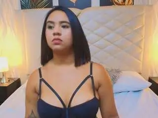Camsoda Free Porn Cam of amberr-greyy