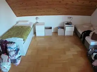 Camsoda Live Porn of voyeurcam-julmodels-greybed-3