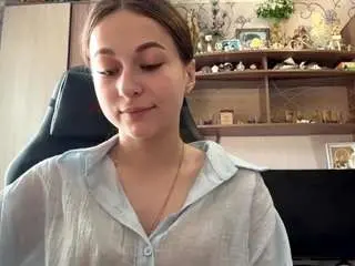 Camsoda Sex Cam of louisdegen