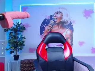 Camsoda Sex Chat of cristal-horny19