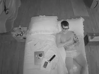 Camsoda Free Porn Cam of voyeurcam-celticiron-01