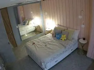 Camsoda Live Sex Cam of voyeurcam-casa-salsa-bedroom-2