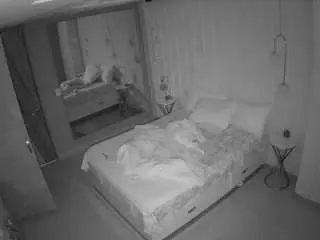 Camsoda Live Sex Cam of voyeurcam-casa-salsa-bedroom-2