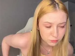 Camsoda Best Webcam of monikacutie