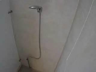Camsoda Private Sex Chat of voyeurcam-jb-shower-1