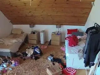 Camsoda Adult Webcam of voyeurcam-julmodels-whitebed-3