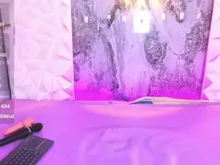 Camsoda Sex Cam of playful-violet