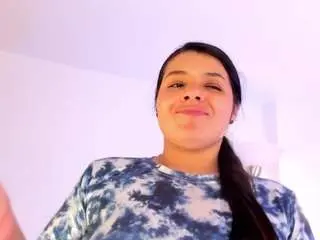 Camsoda Free Porn Cam of mia-daniels