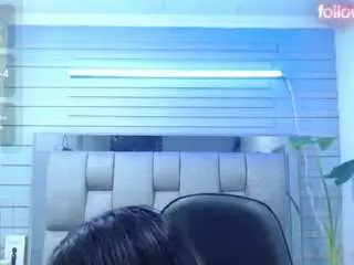 Camsoda Sex Cam of evelinzaens