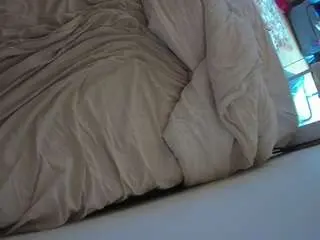 Camsoda Best live sex cam show of voyeurcam-julmodels-whitebed-4