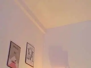 Camsoda Live Sex Cam of cutepetitee