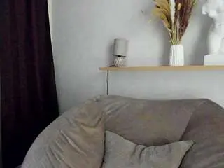 Camsoda Sex Cam of julia-suny