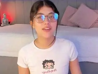 Camsoda Private Sex Chat of corinne-benson