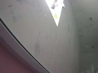 Camsoda Free Porn Cam of voyeurcam-casa-salsa-bathroom-13