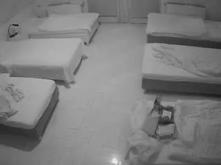 Camsoda Sex Chat of voyeurcam-julmodels-bed-6