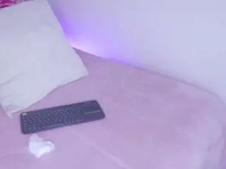 Camsoda Sex Cam of lia-mackenzie