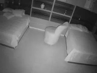 Camsoda Free Live Porn of voyeurcam-casa-salsa-versus-room