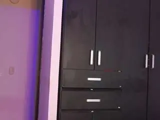 Camsoda Free Live Porn of roxanasmiith