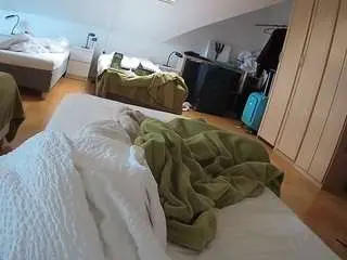 Camsoda Best live sex cam show of voyeurcam-julmodels-bed-1
