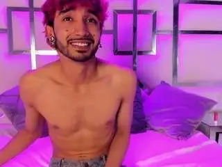 Camsoda Sex Cam of laurynandnarem