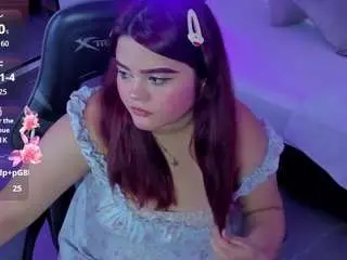 Camsoda Nude Webcam of lia-chips