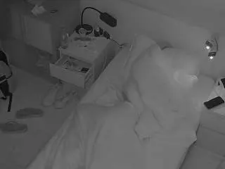 Camsoda Adult Video Chat of voyeurcam-julmodels-bed-7