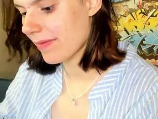 Camsoda Private Sex Chat of kira-be11