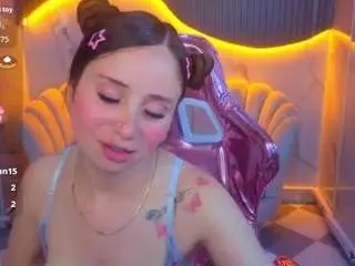 Camsoda Free Porn Cam of ariana18-b