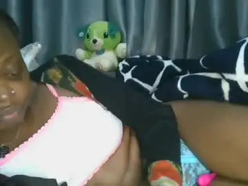 Chaturbate Sex Cam of cilia_petite