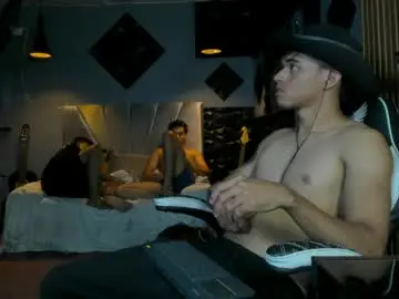 Chaturbate Sex Chat of mr_mois