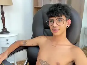 Chaturbate Best live sex cam show of andyxibrat