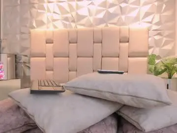 Chaturbate Live Sex Cam of _genesys