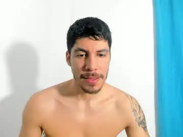Chaturbate Sex Chat of daniel_sexy77