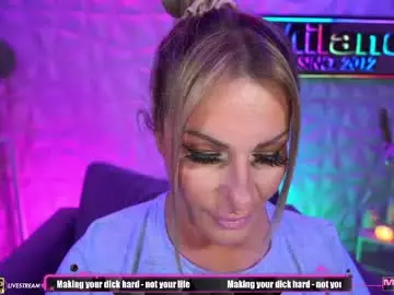Chaturbate Sex Cam of tamaramilano