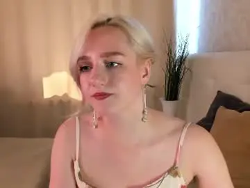 Chaturbate Adult Video Chat of chloedeccker