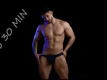 Chaturbate Nude Webcam of richard_milleer
