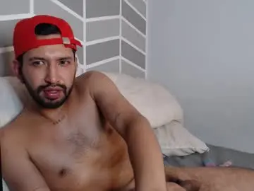 Chaturbate Best live sex cam show of adrian_falcon