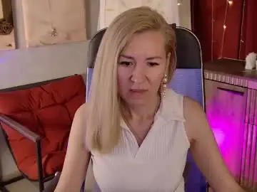 Chaturbate Live Sex Cam of donnasmitth