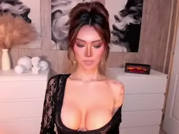 Chaturbate Free Live Porn of holee_laura