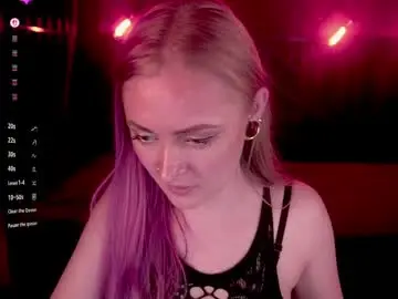 Chaturbate Sex Cam of dramaquenn