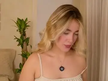 Chaturbate Live Porn of mia_white11