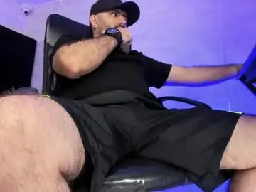 Chaturbate Free Porn Cam of jhon_bear02