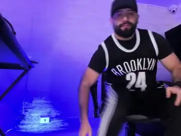 Chaturbate Free Porn Cam of jhon_bear02