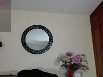 Chaturbate Live Sex of nicole_santana_