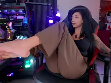 Chaturbate Live Sex of evelyne92