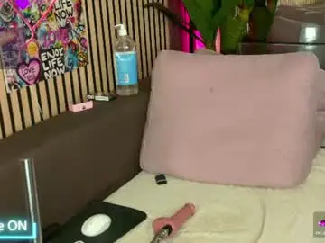 Chaturbate Live Sex Cam of rebeldools